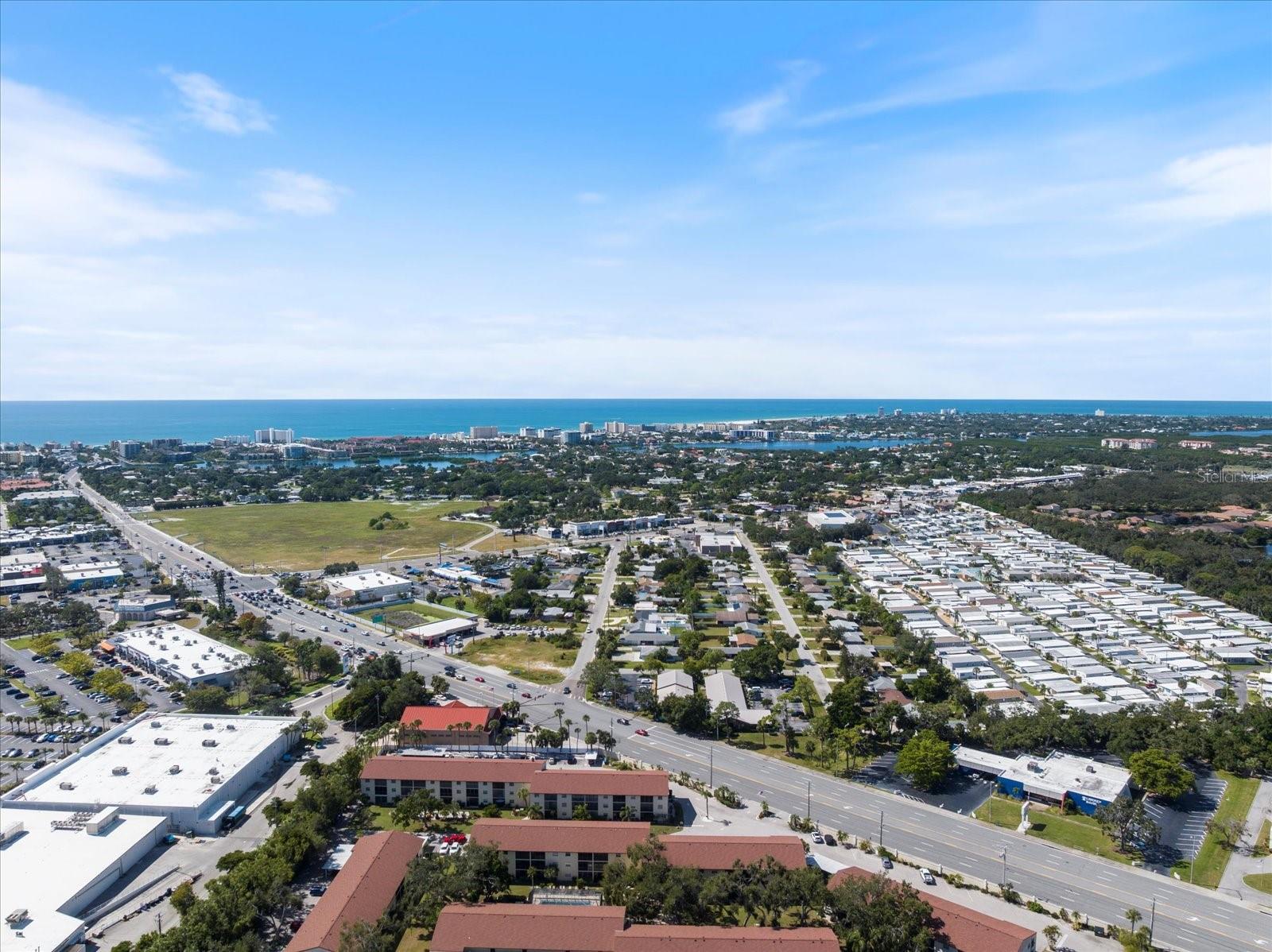 Image 9 of 37 For 251 Southwinds Drive