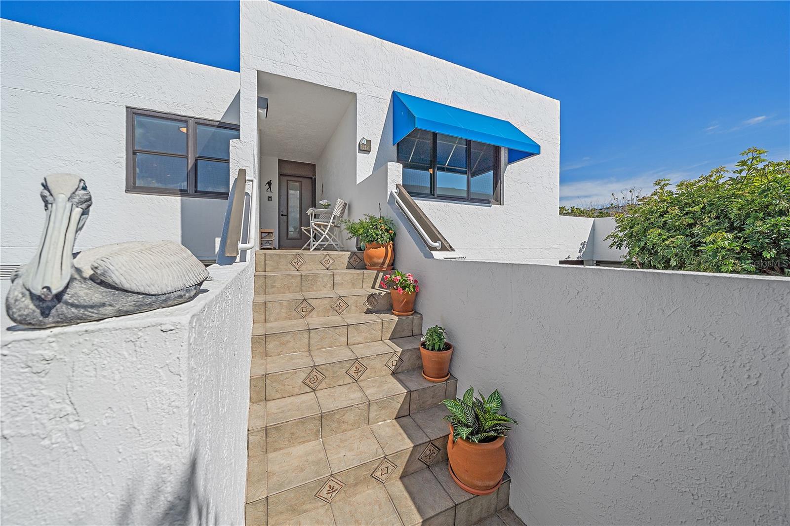 Image 3 of 44 For 814 Bayport Way