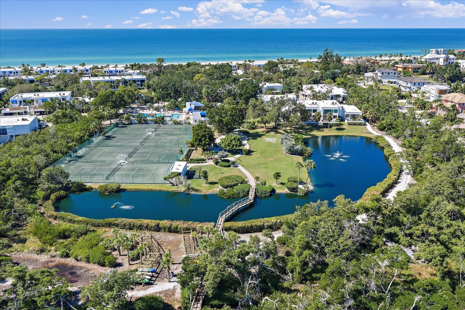 Image 32 of 44 For 814 Bayport Way