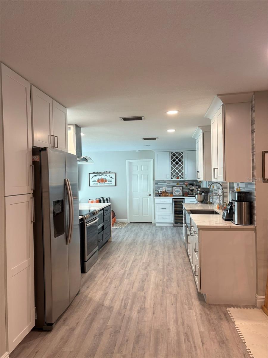 Image 11 of 22 For 4420 Meadow Creek Circle