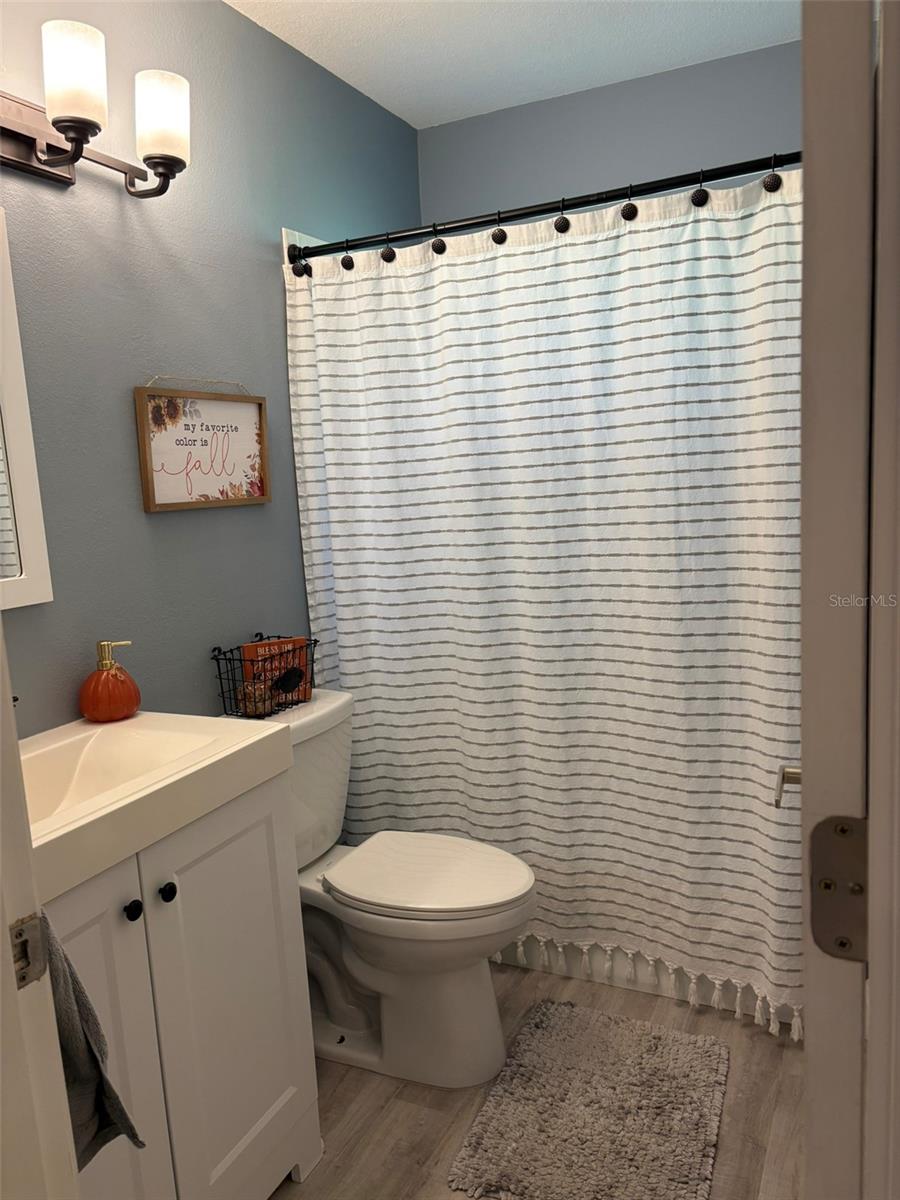 Image 14 of 22 For 4420 Meadow Creek Circle