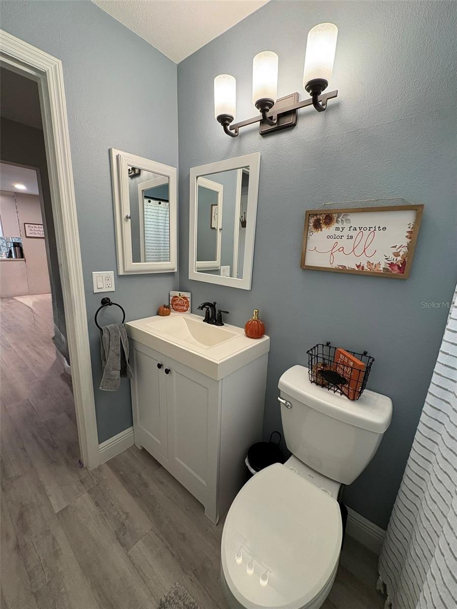 Image 15 of 22 For 4420 Meadow Creek Circle