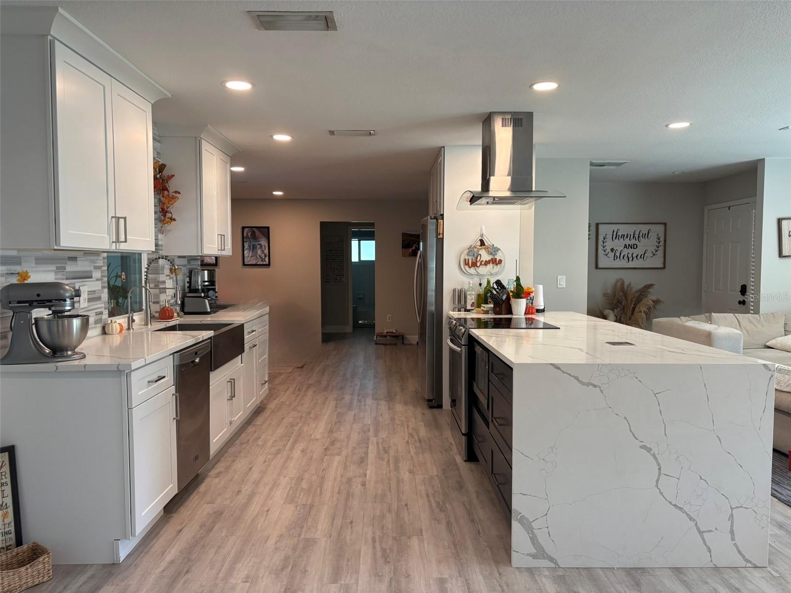 Image 4 of 22 For 4420 Meadow Creek Circle