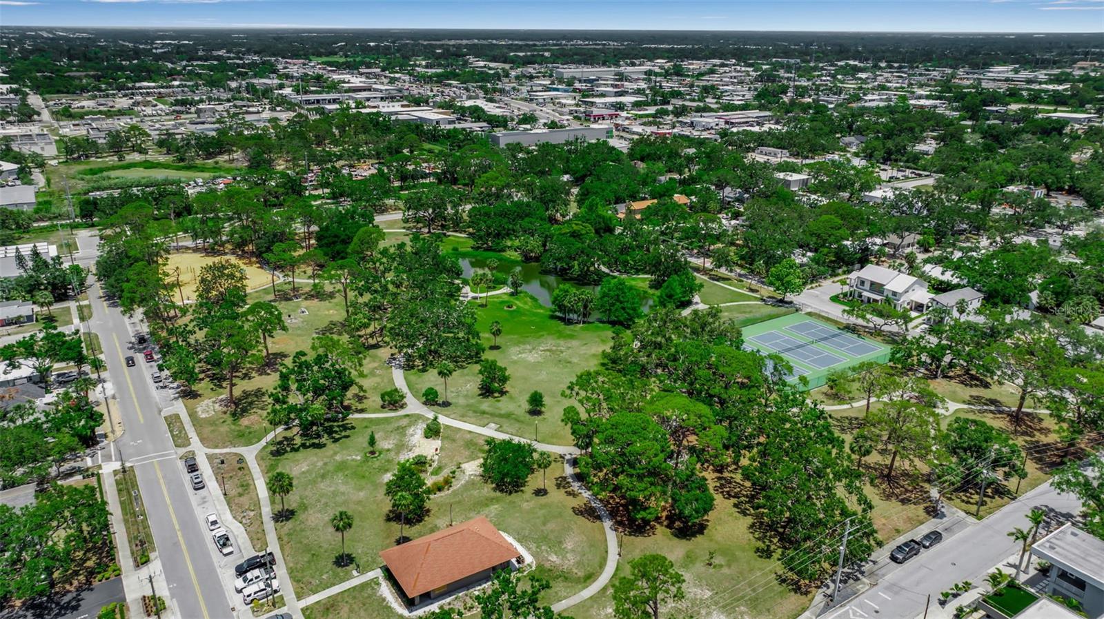 Image 11 of 58 For 508 Howard Court