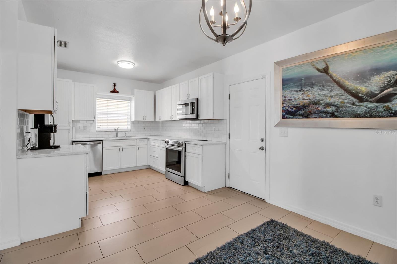 Image 31 of 58 For 508 Howard Court