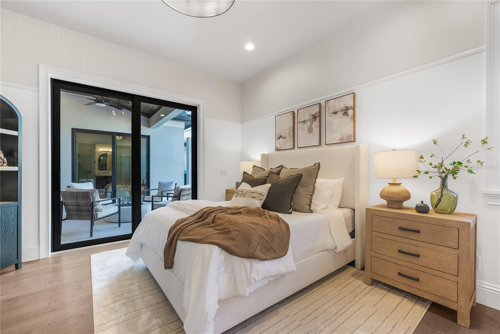 Image 23 of 27 For 1621 Rio Vista Terrace