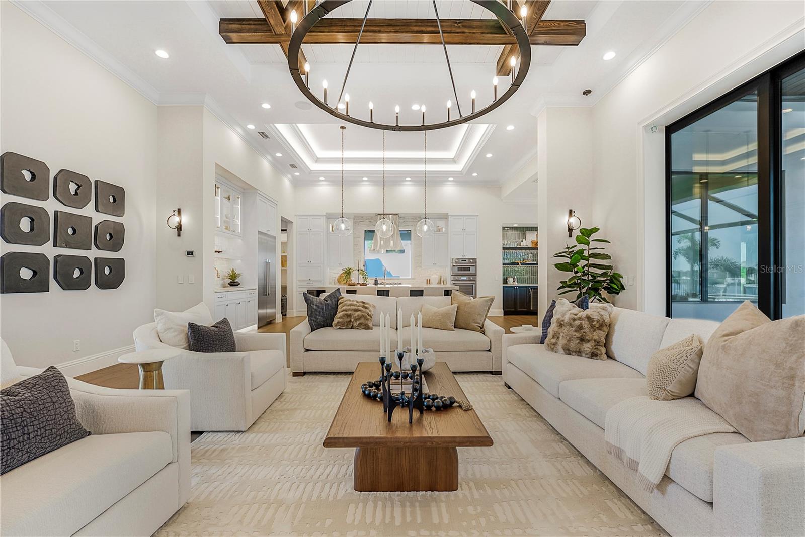 Image 5 of 27 For 1621 Rio Vista Terrace