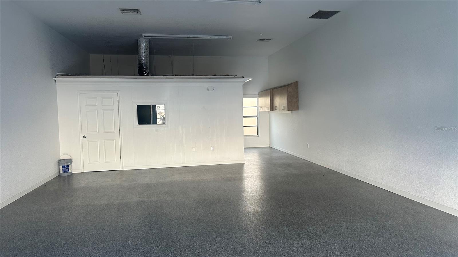 Image 4 of 12 For 18350 Paulson Drive 2