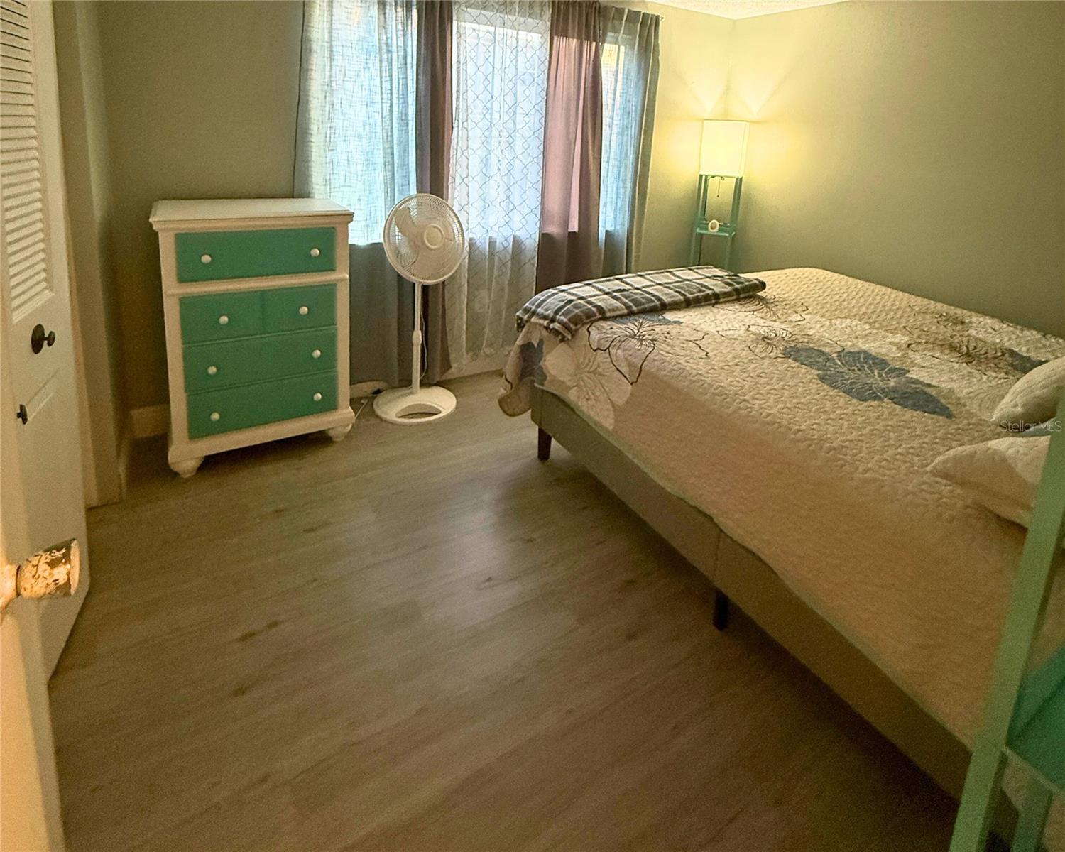 Image 3 of 11 For 22291 Westchester Boulevard 203