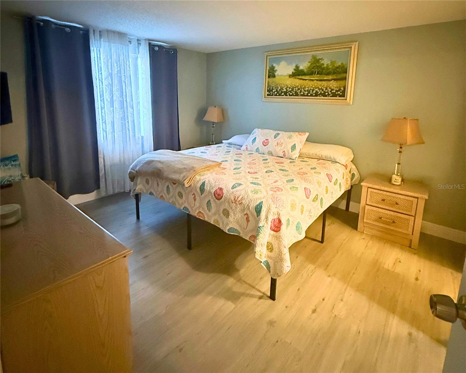 Image 5 of 11 For 22291 Westchester Boulevard 203