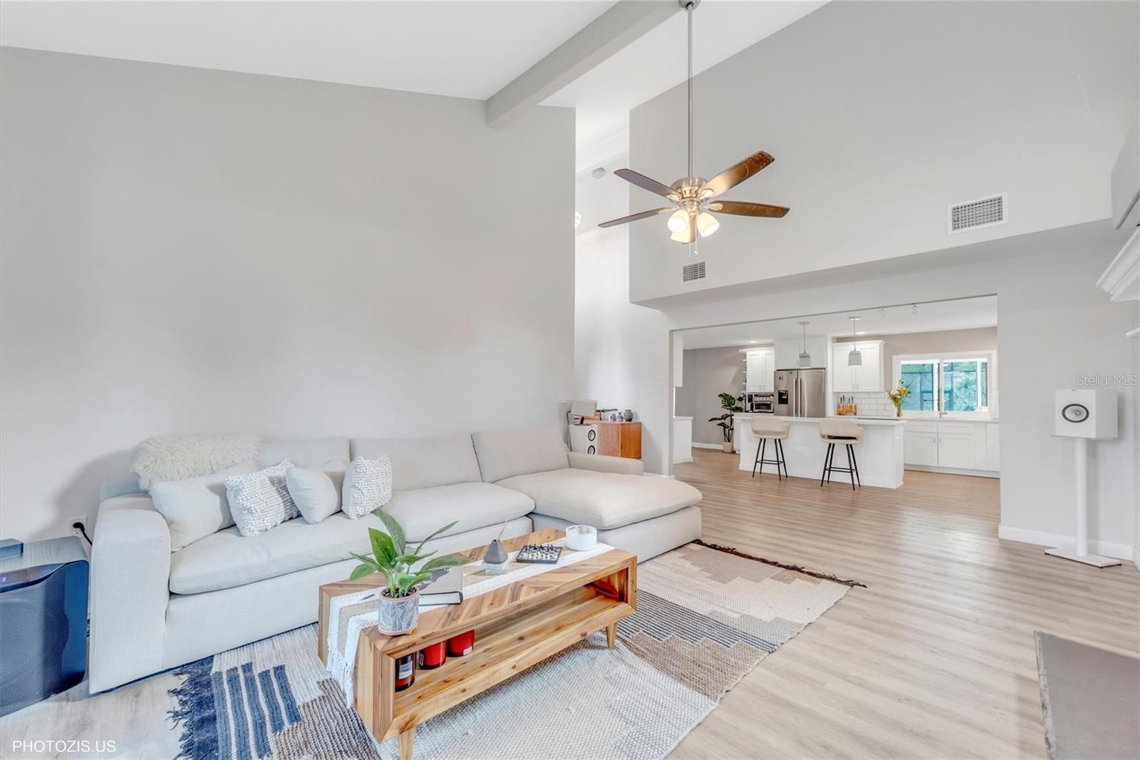 Image 11 of 71 For 3304 Moran Road