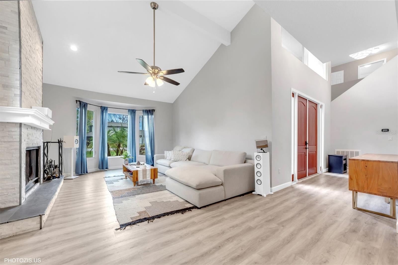 Image 15 of 71 For 3304 Moran Road