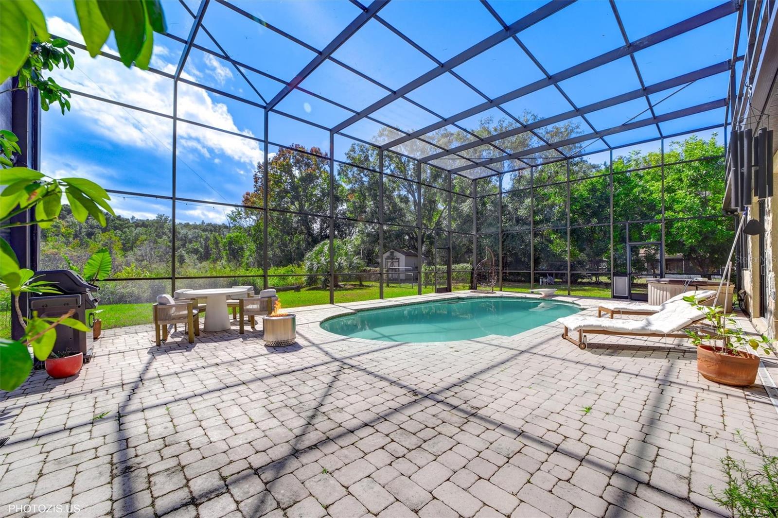 Image 28 of 71 For 3304 Moran Road