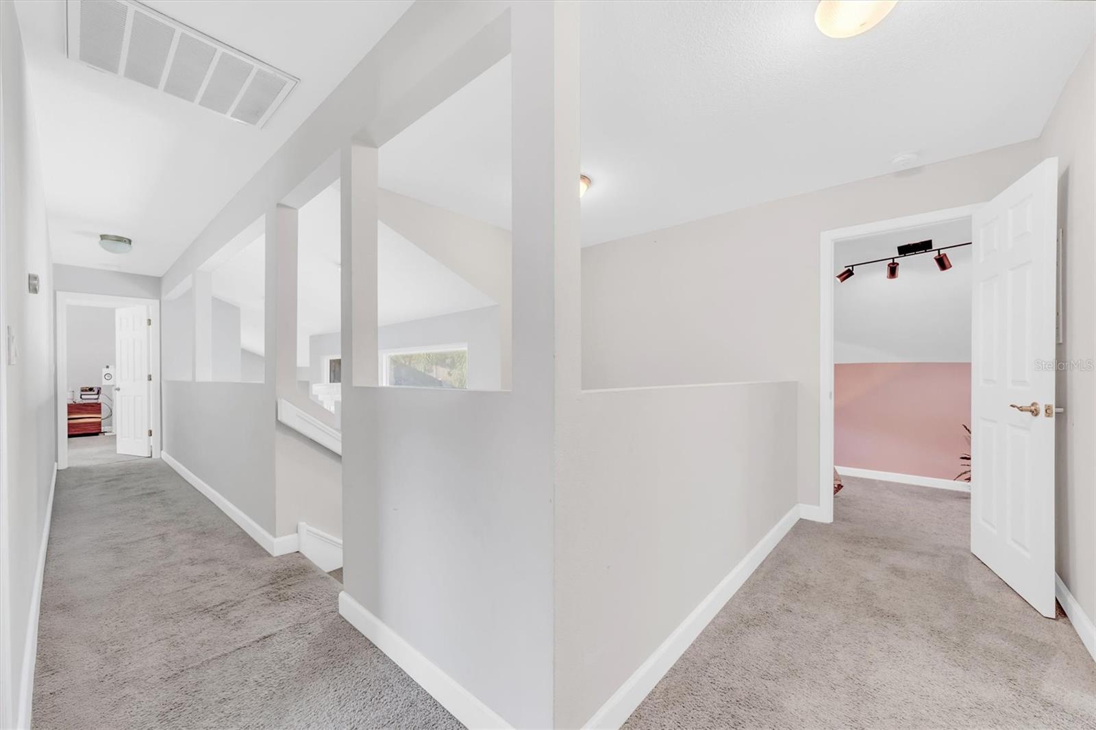 Image 33 of 71 For 3304 Moran Road