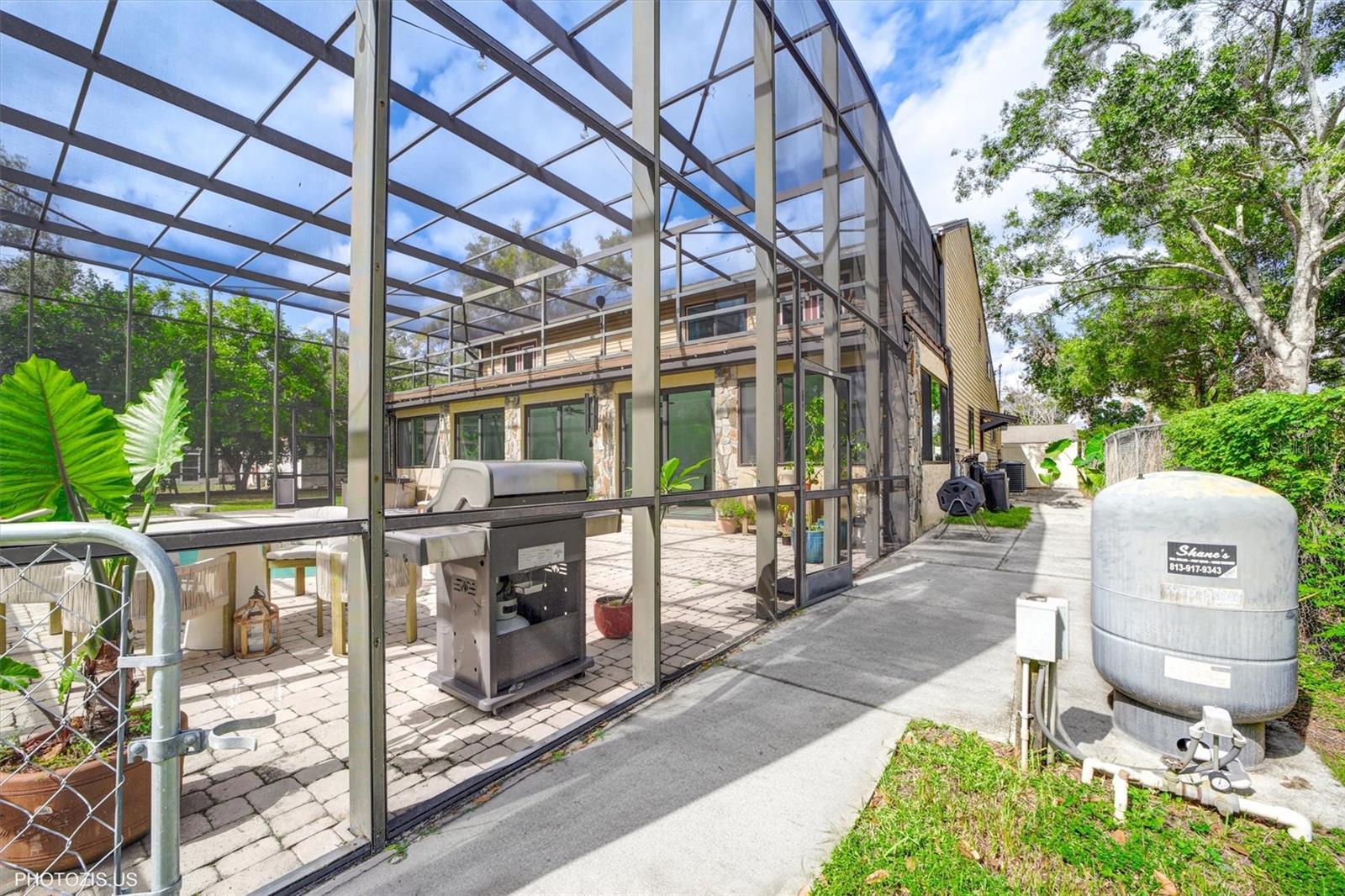 Image 56 of 71 For 3304 Moran Road