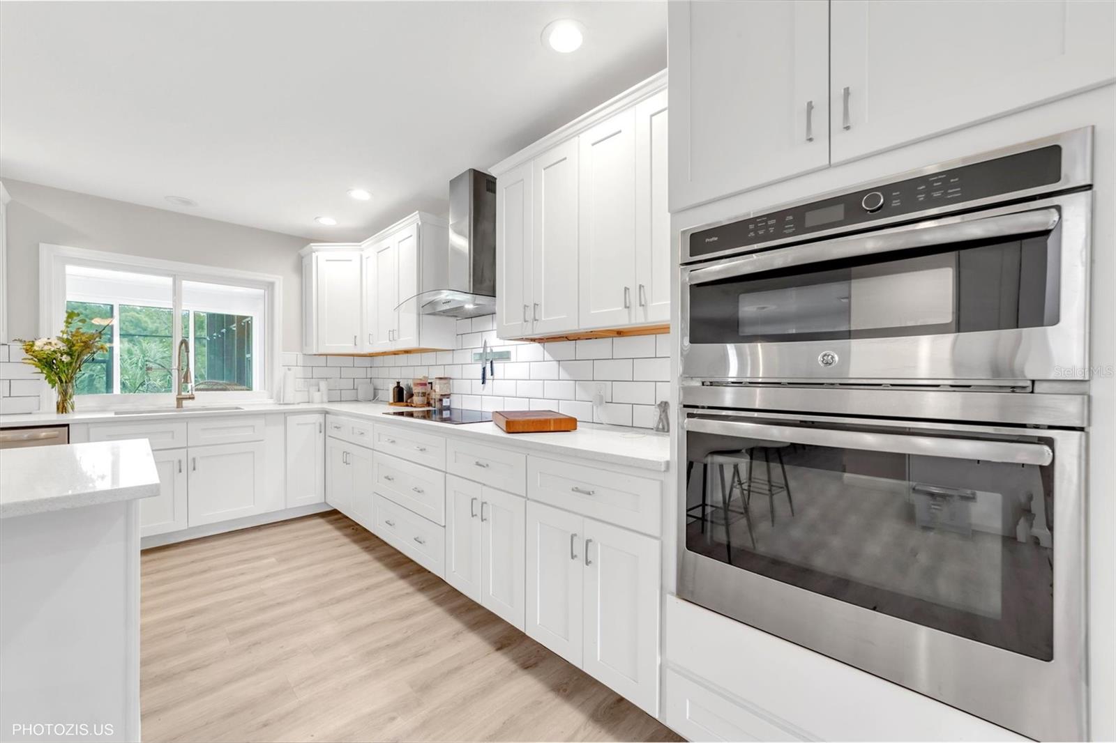 Image 8 of 71 For 3304 Moran Road