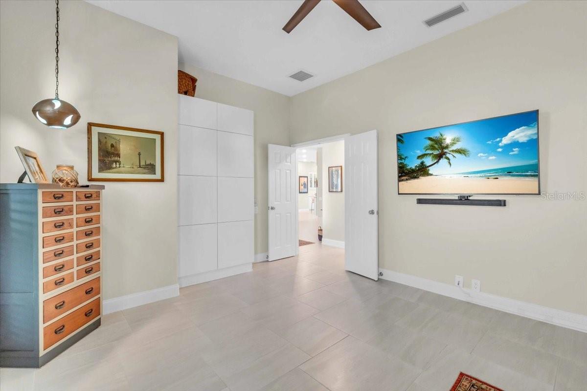 Image 46 of 66 For 11806 Oak Ridge Drive