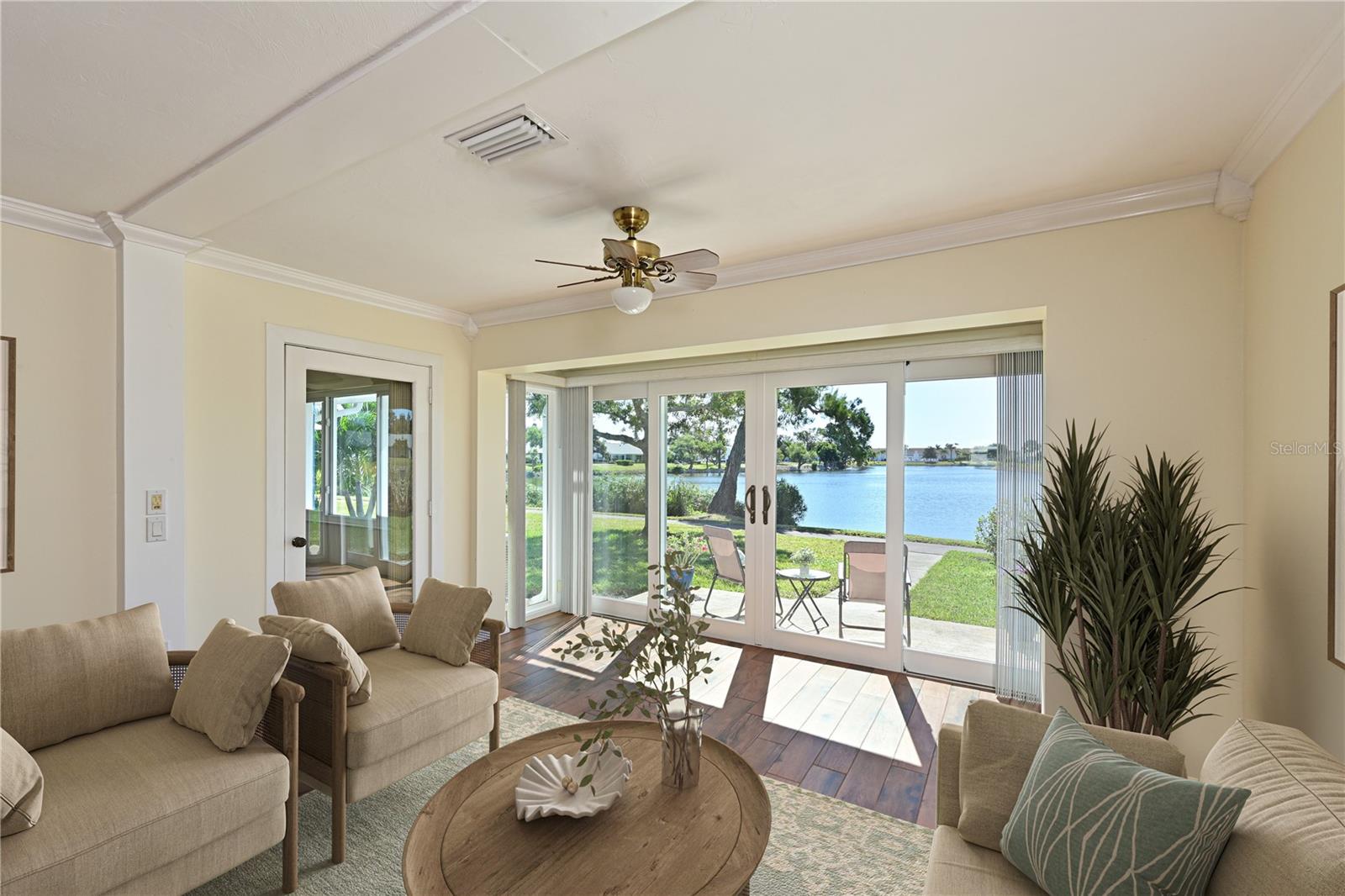 Image 15 of 71 For 9512 Colonial Drive