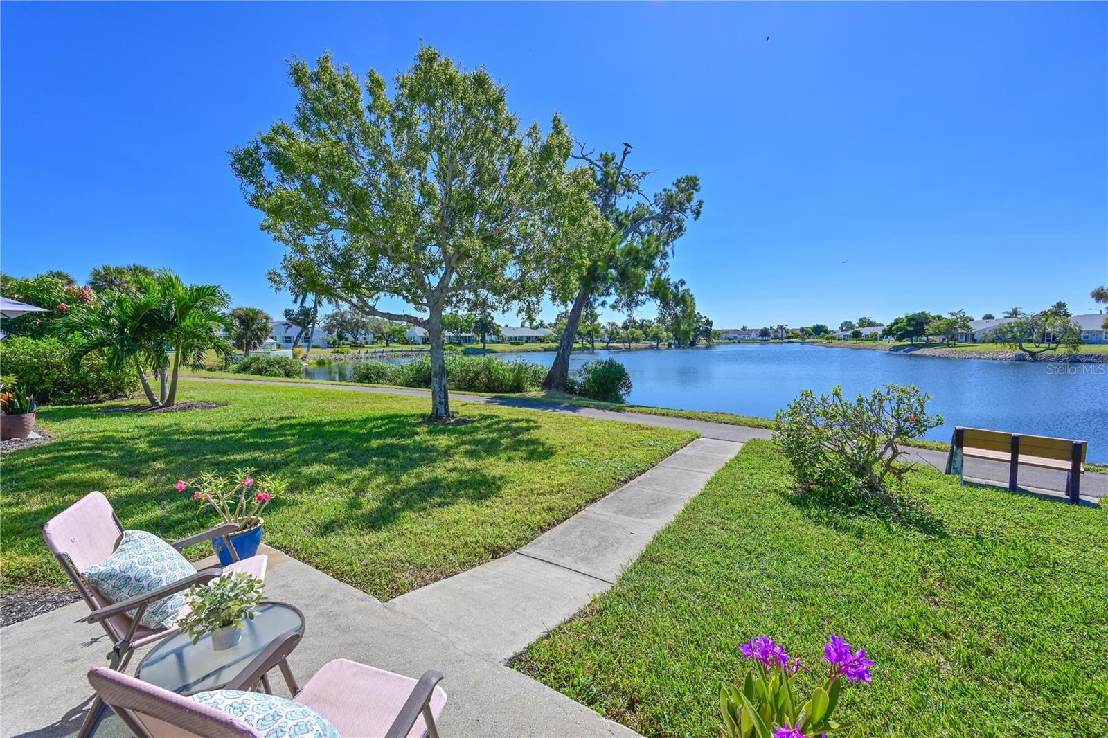 Image 18 of 71 For 9512 Colonial Drive