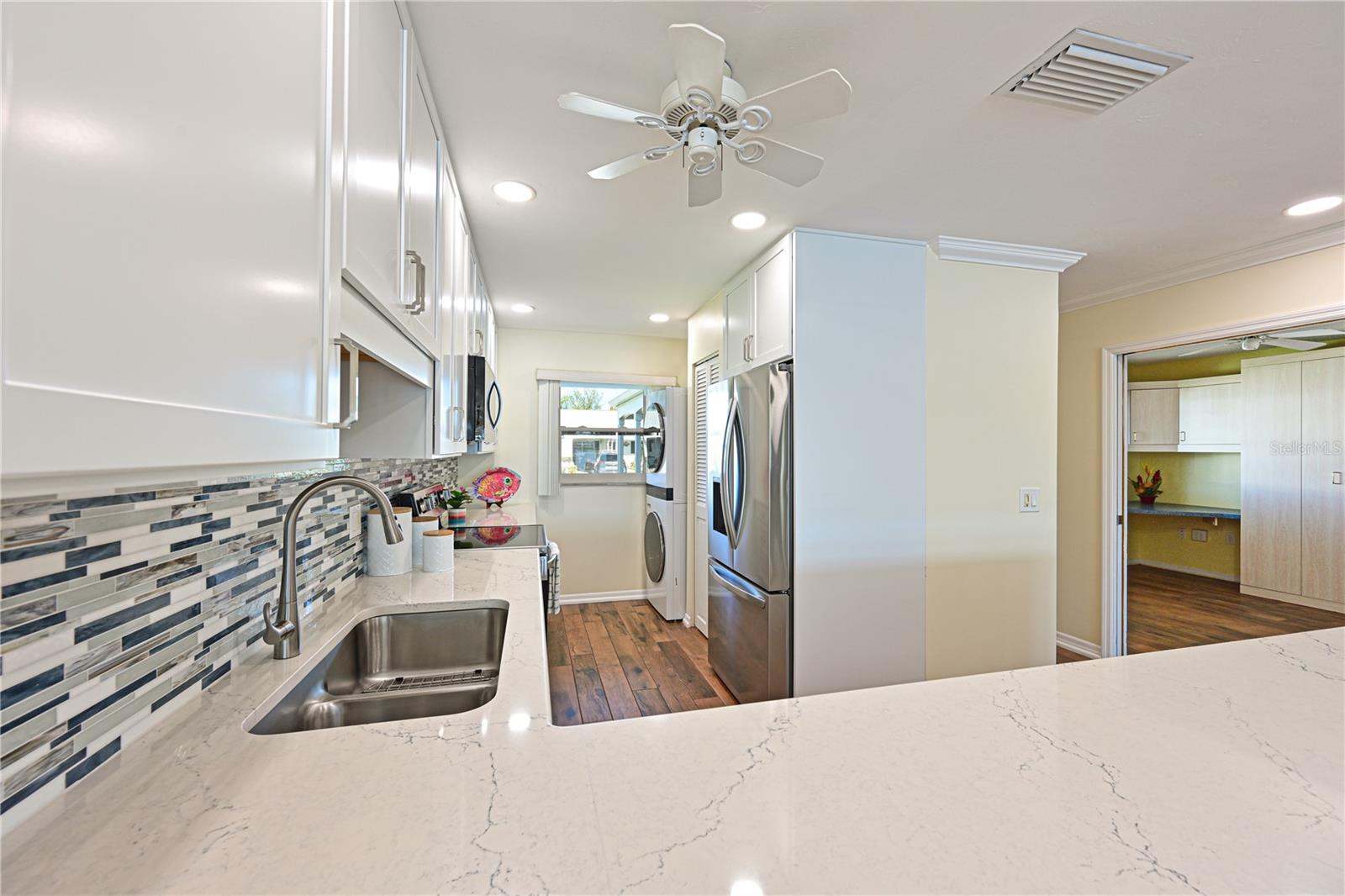 Image 20 of 71 For 9512 Colonial Drive