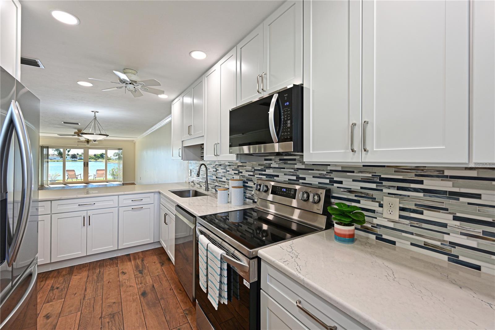 Image 25 of 71 For 9512 Colonial Drive