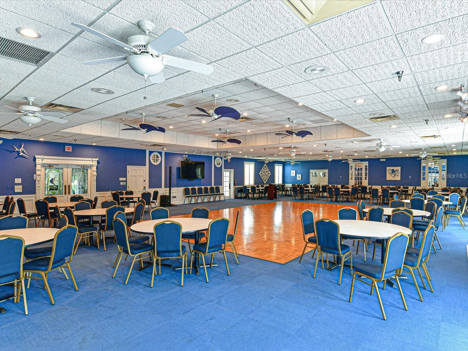 Image 46 of 71 For 9512 Colonial Drive