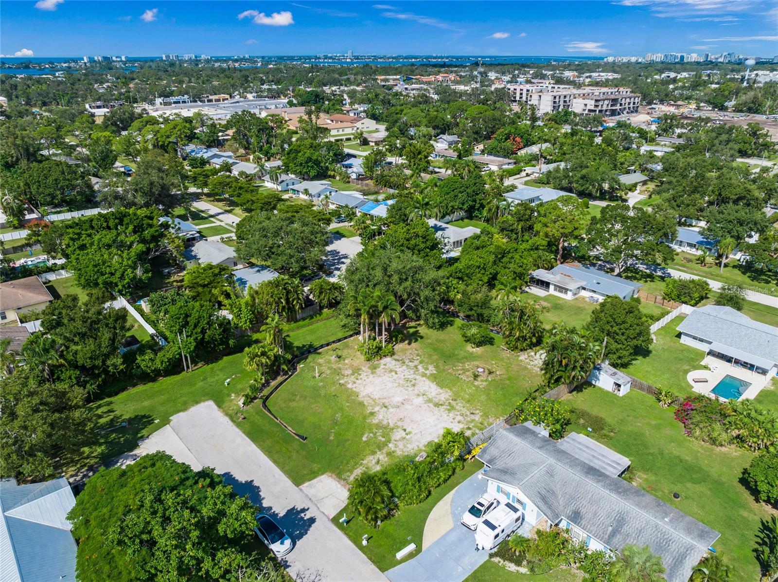 Image 18 of 24 For 2209 Oak Terrace