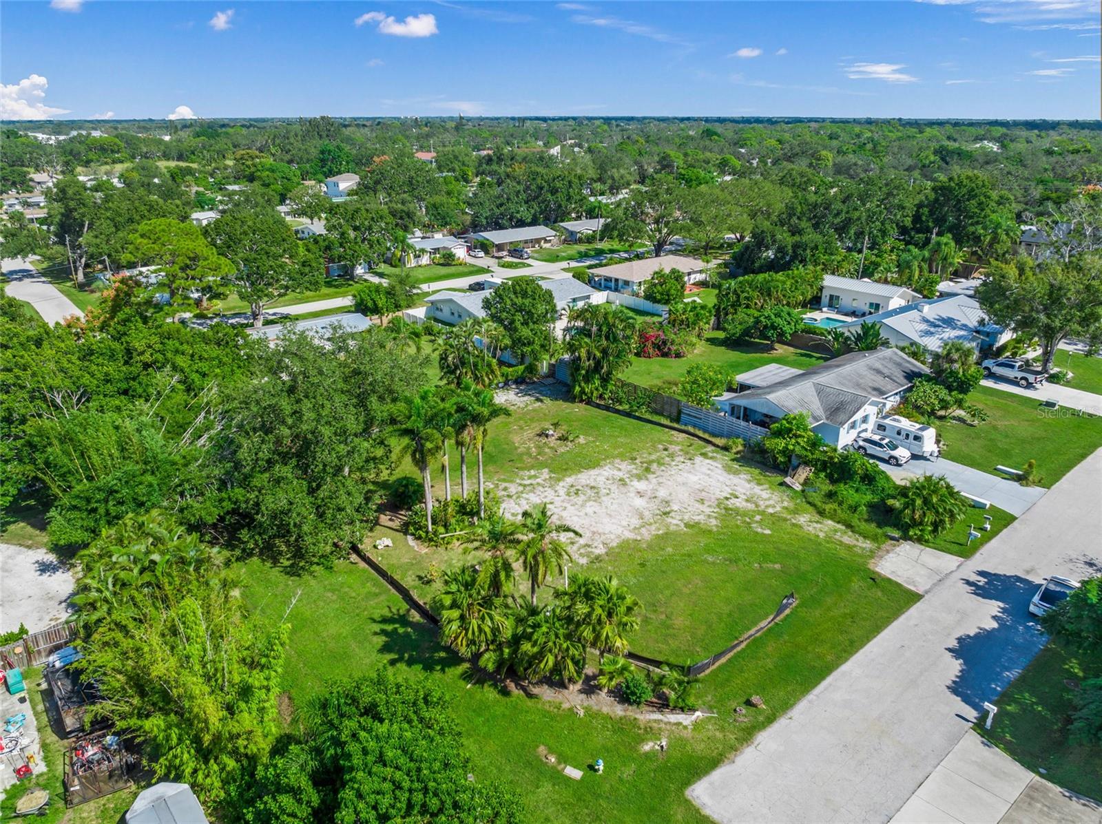 Image 24 of 24 For 2209 Oak Terrace