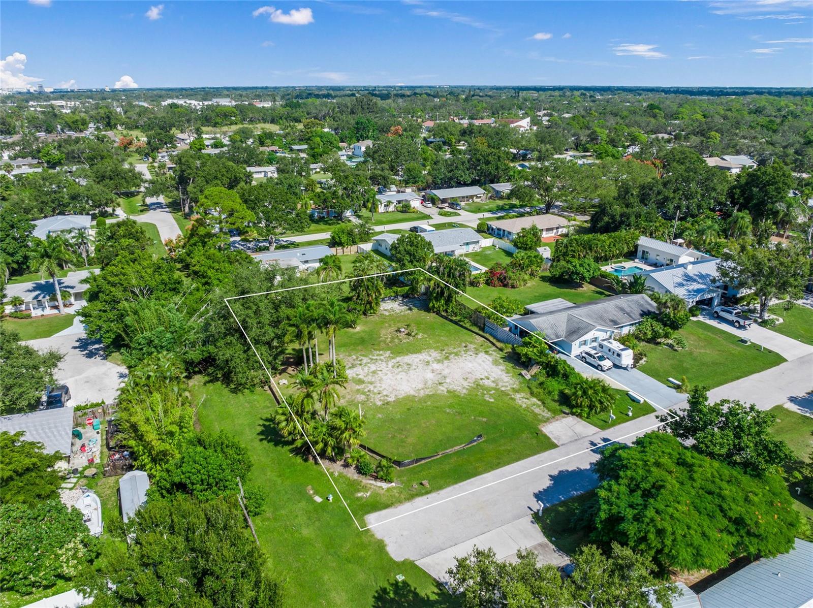 Image 6 of 24 For 2209 Oak Terrace