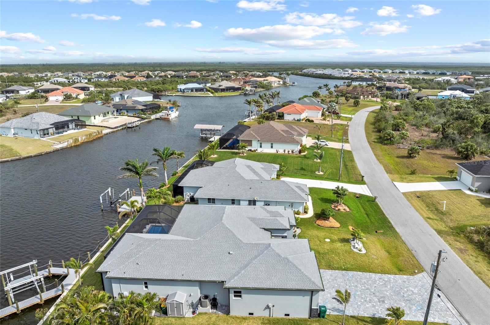 Image 3 of 36 For 8106 Arlewood Circle