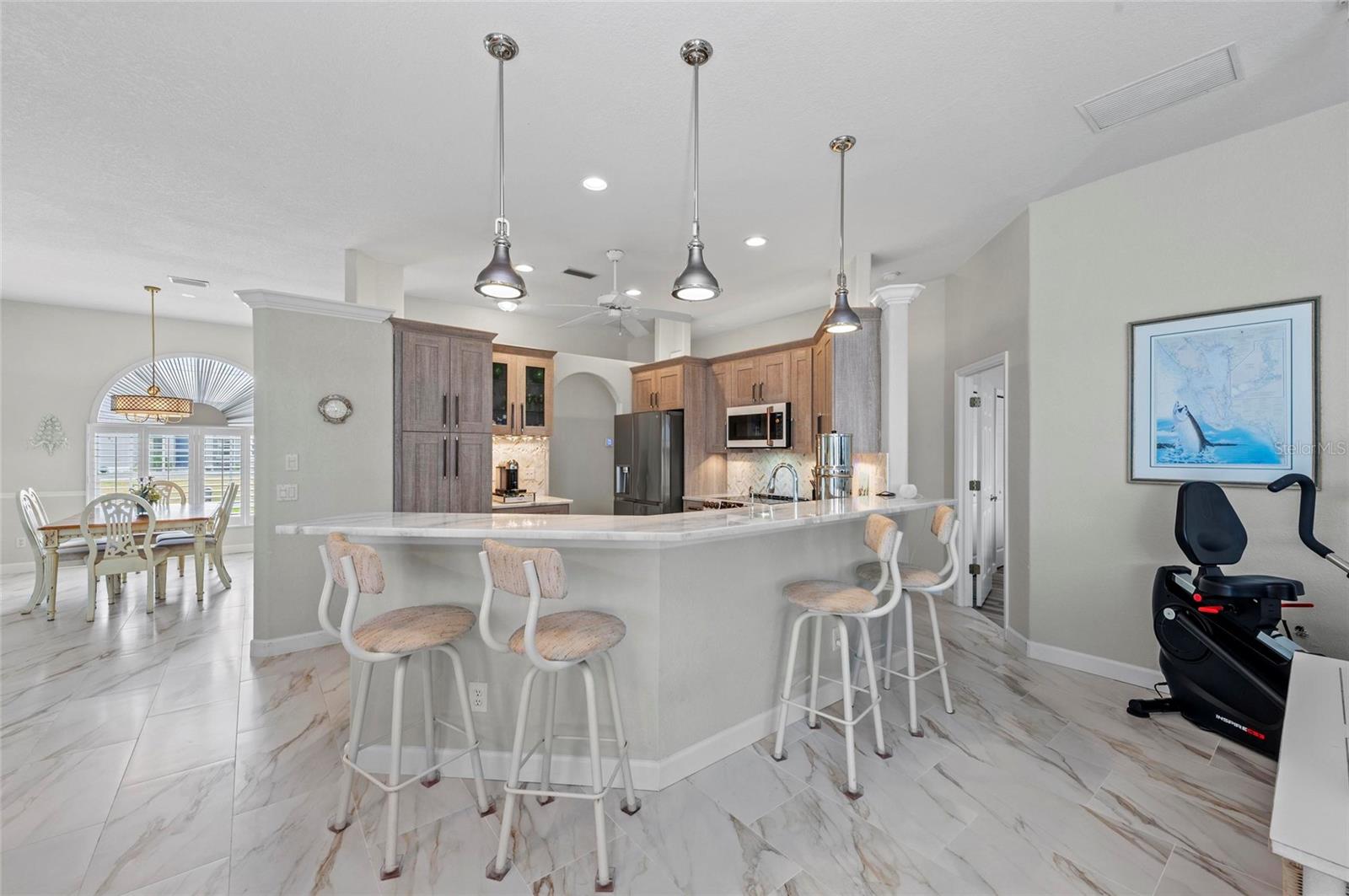 Image 9 of 36 For 8106 Arlewood Circle