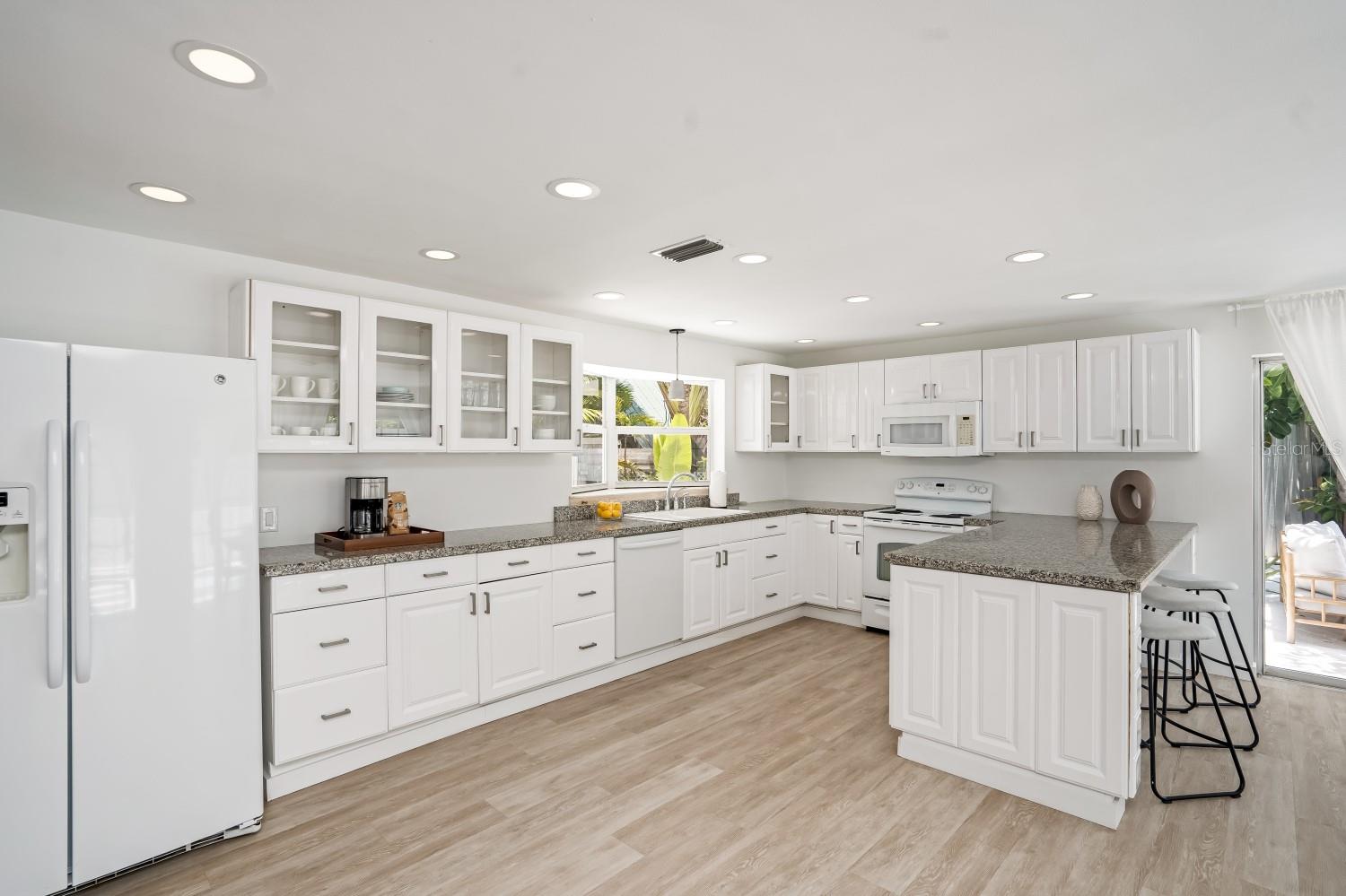 Image 11 of 53 For 5244 Winding Way