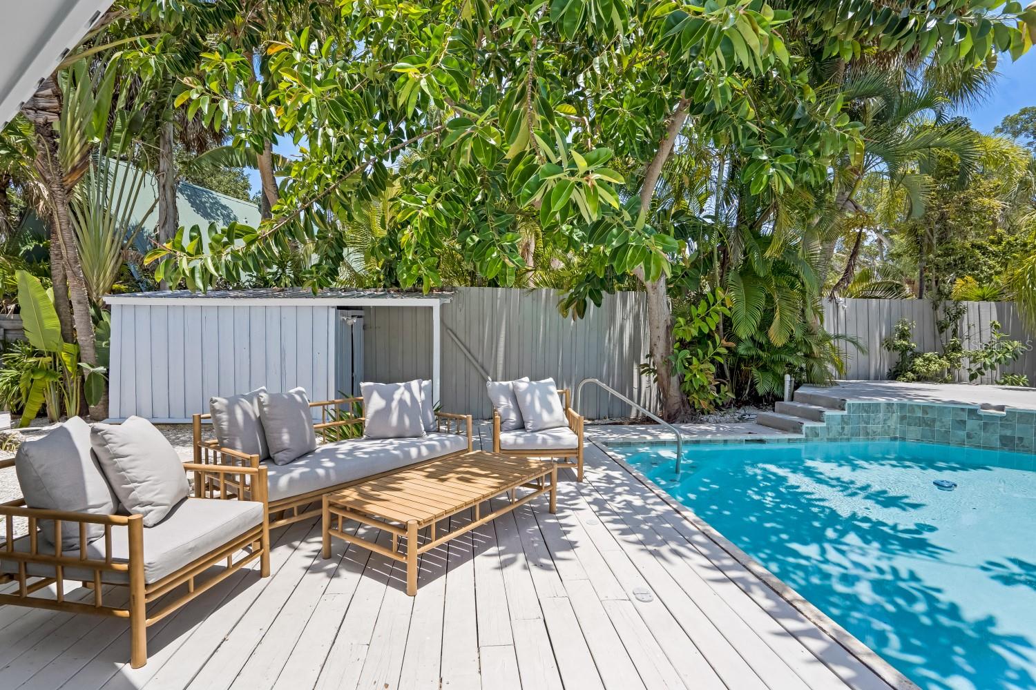 Image 14 of 53 For 5244 Winding Way