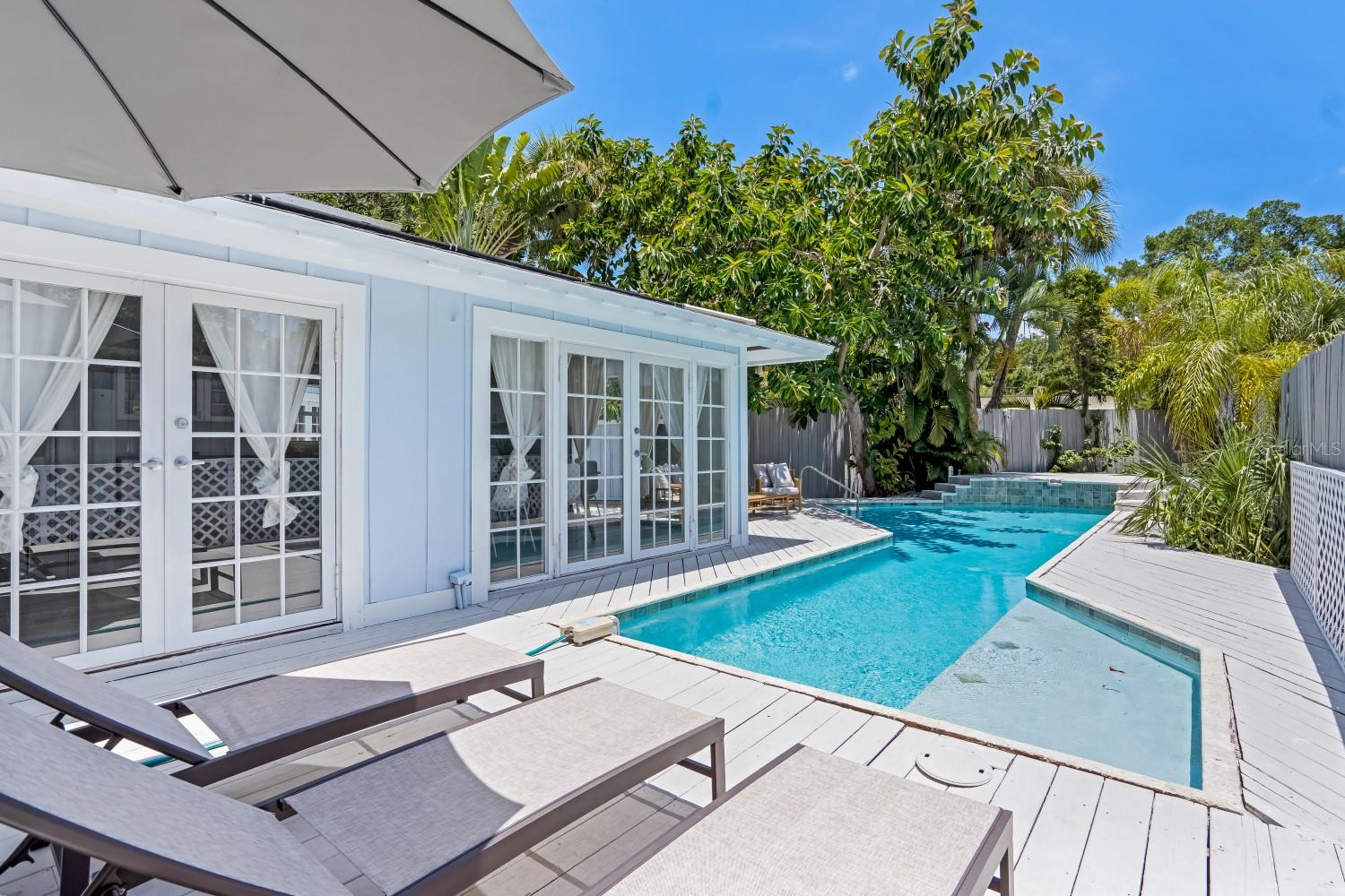 Image 18 of 53 For 5244 Winding Way