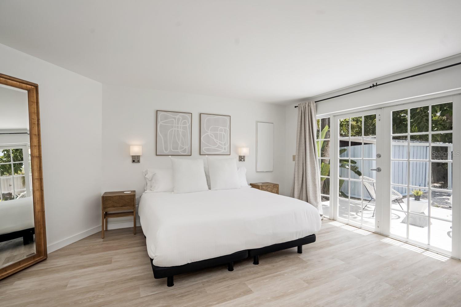 Image 20 of 53 For 5244 Winding Way