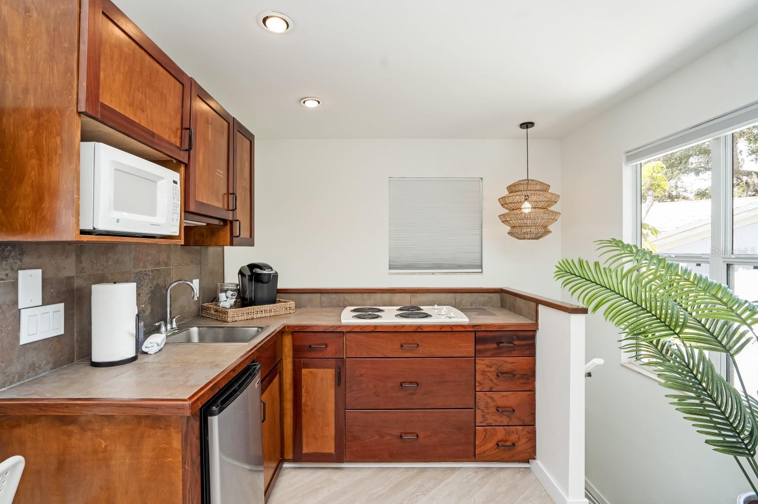 Image 35 of 53 For 5244 Winding Way