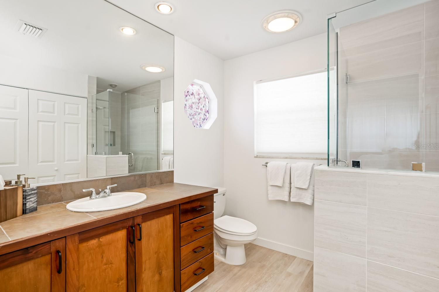 Image 36 of 53 For 5244 Winding Way