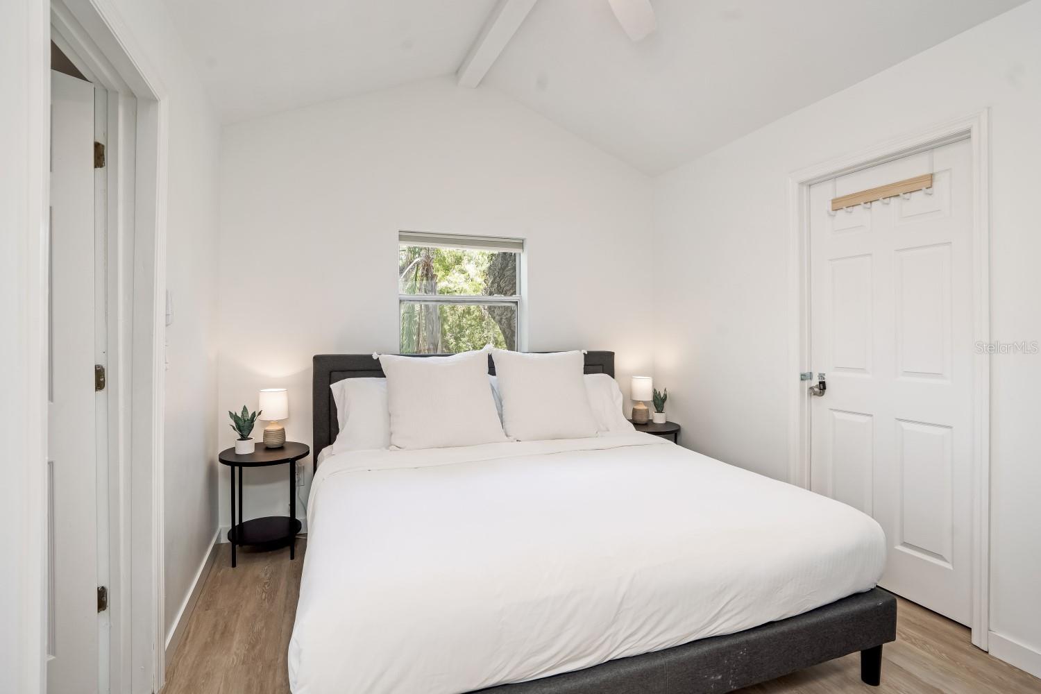 Image 44 of 53 For 5244 Winding Way