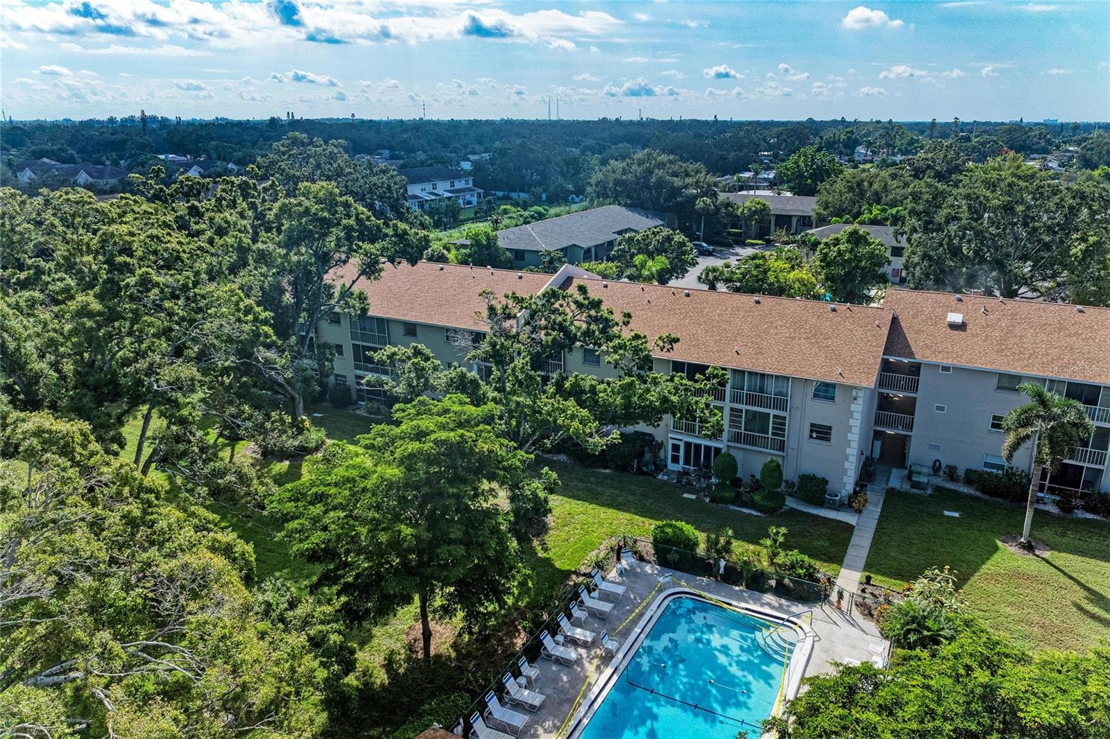 Image 19 of 24 For 3987 Maceachen Boulevard 114