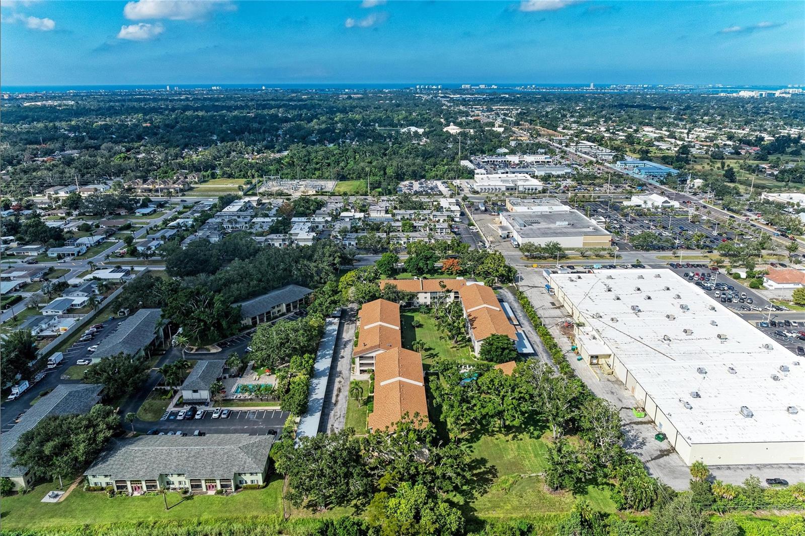 Image 20 of 24 For 3987 Maceachen Boulevard 114