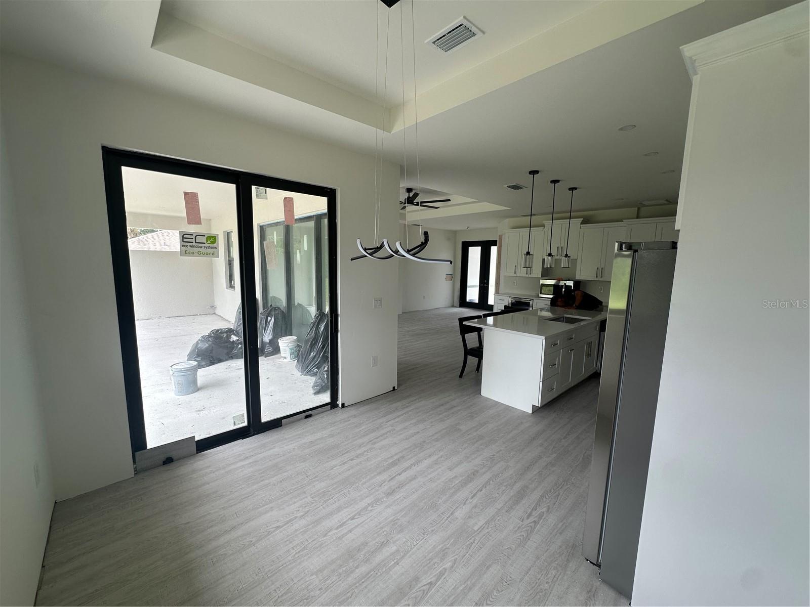 Image 11 of 33 For 4653 San Luis Terrace