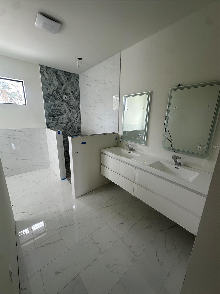 Image 16 of 33 For 4653 San Luis Terrace