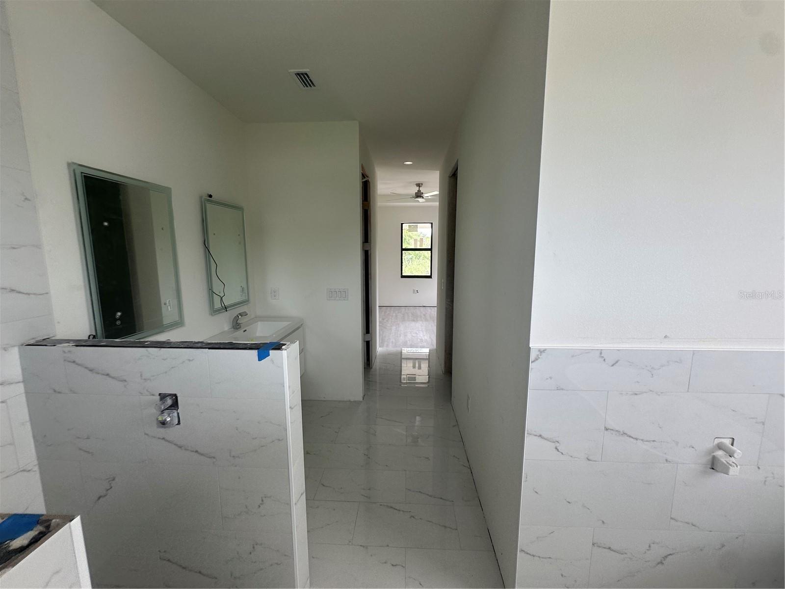 Image 18 of 33 For 4653 San Luis Terrace