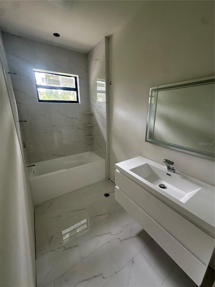 Image 25 of 33 For 4653 San Luis Terrace