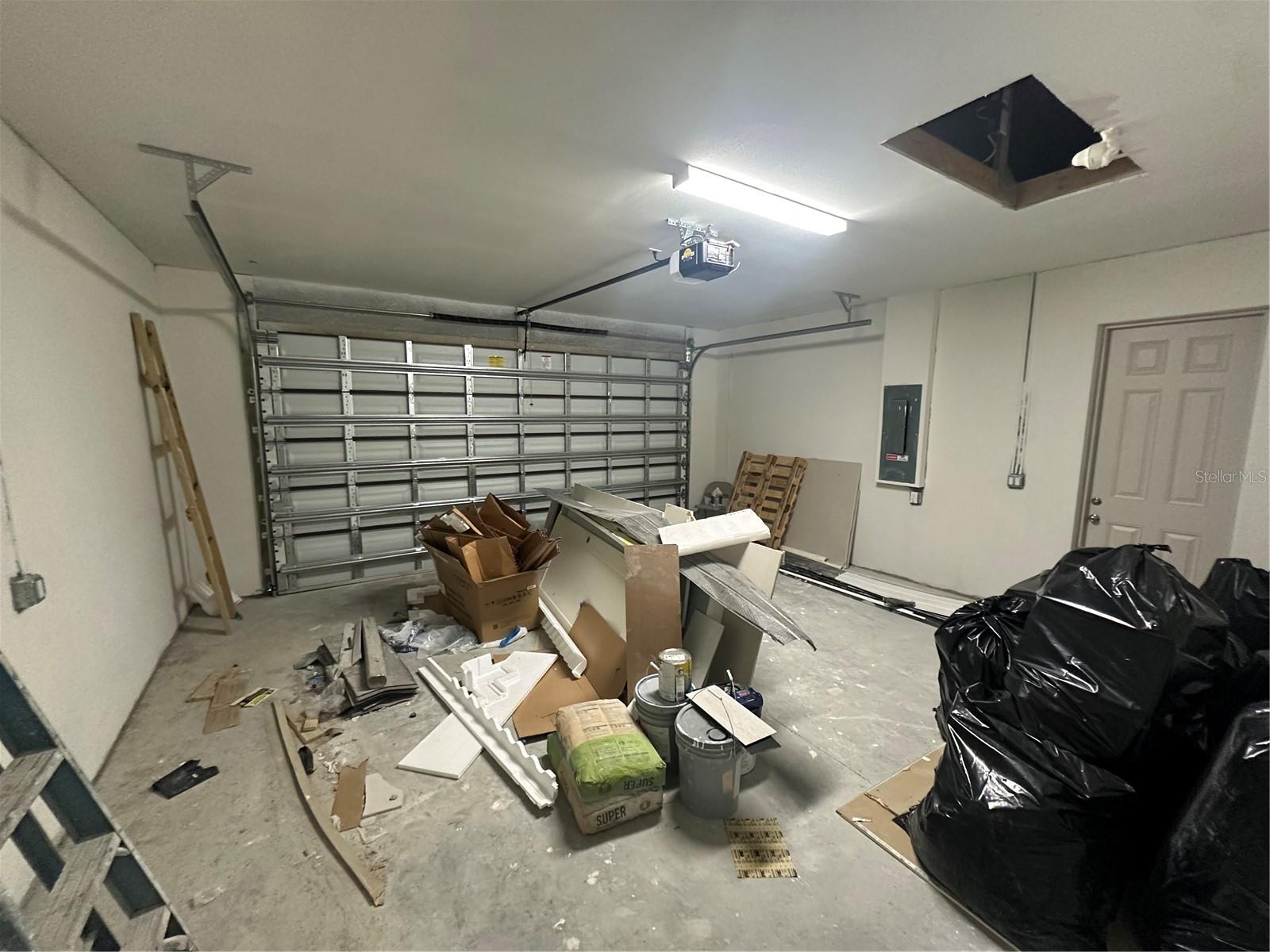 Image 27 of 33 For 4653 San Luis Terrace