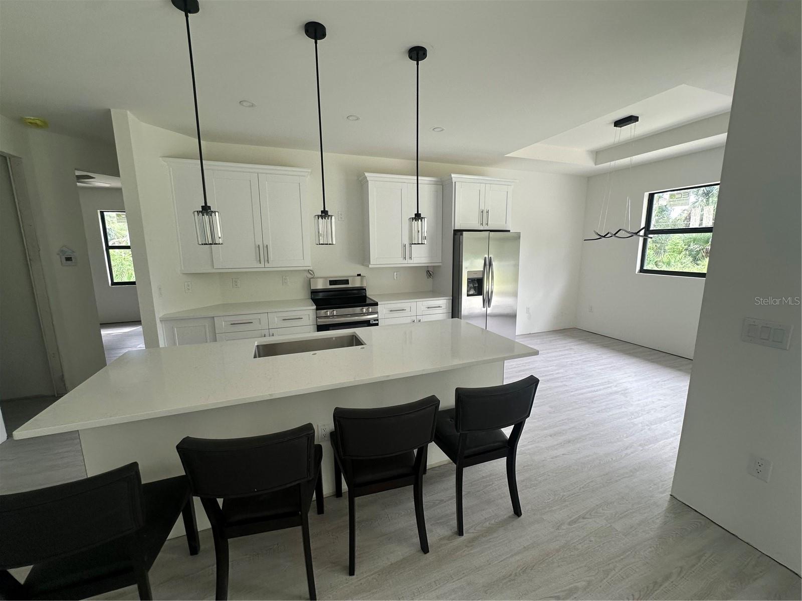 Image 8 of 33 For 4653 San Luis Terrace