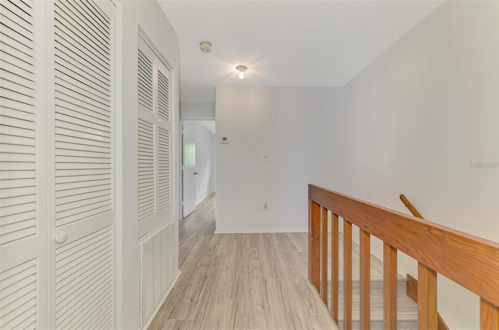 Image 28 of 50 For 935 Sunridge Way B4