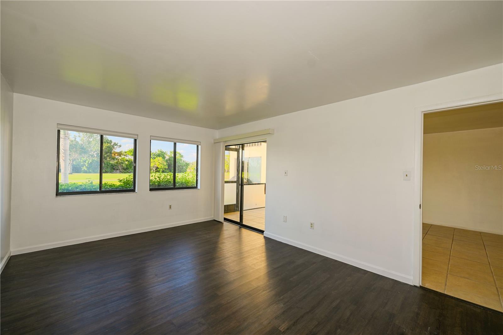 Image 11 of 25 For 4625 Longwater Chase  113