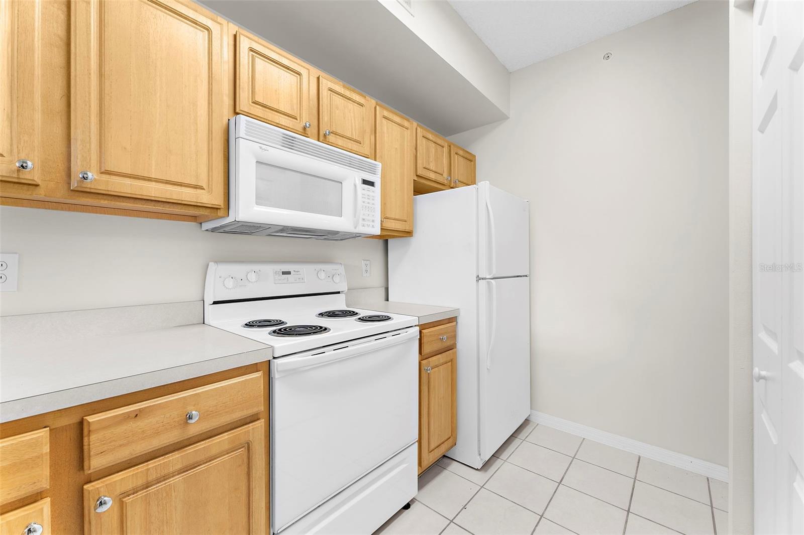 Image 11 of 25 For 5001 Baraldi Circle 22-211