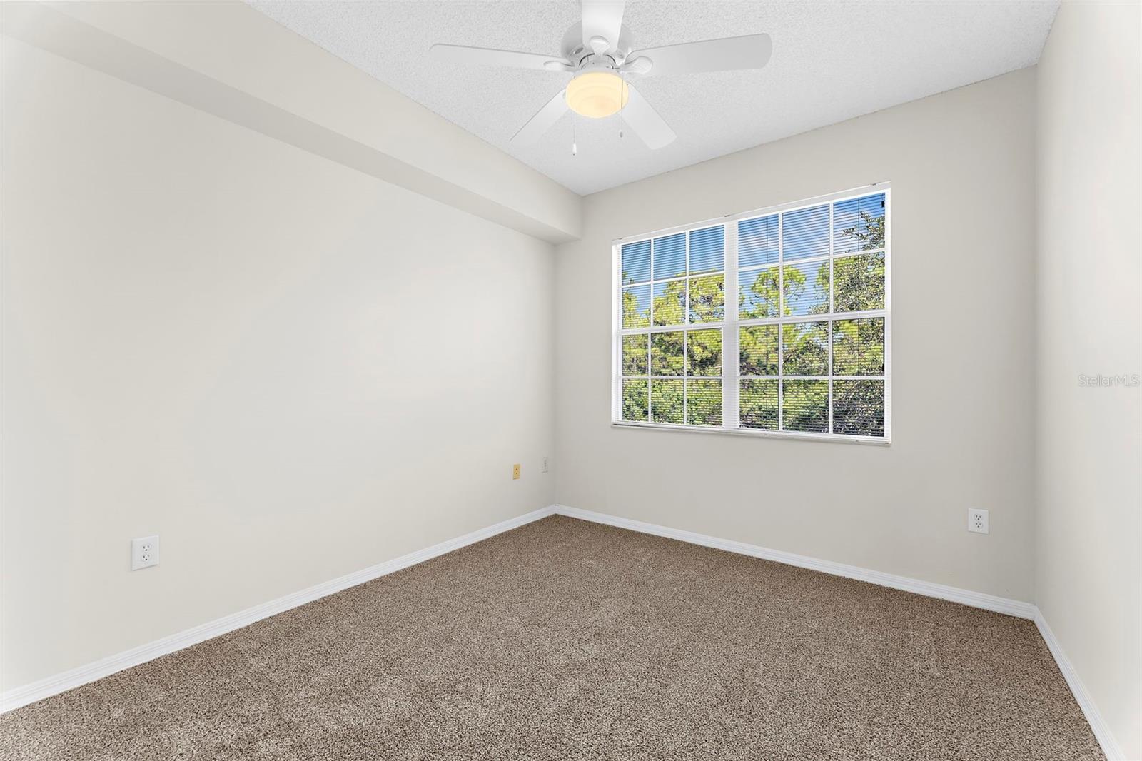 Image 13 of 25 For 5001 Baraldi Circle 22-211